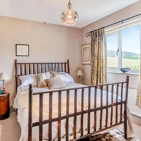Crown Gardens Holiday home *
